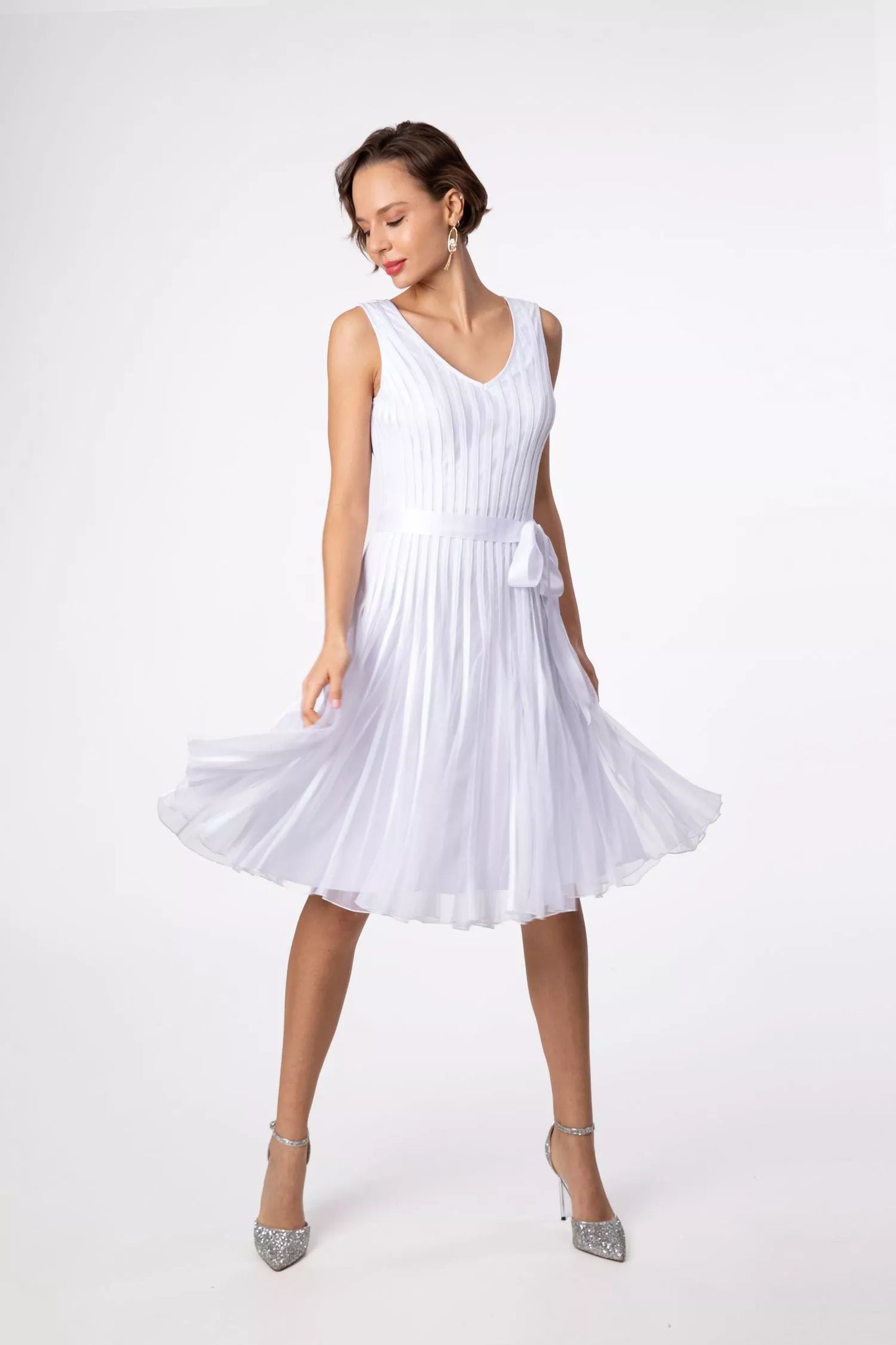 Abito in tulle e raso con scollo a v - Bianco