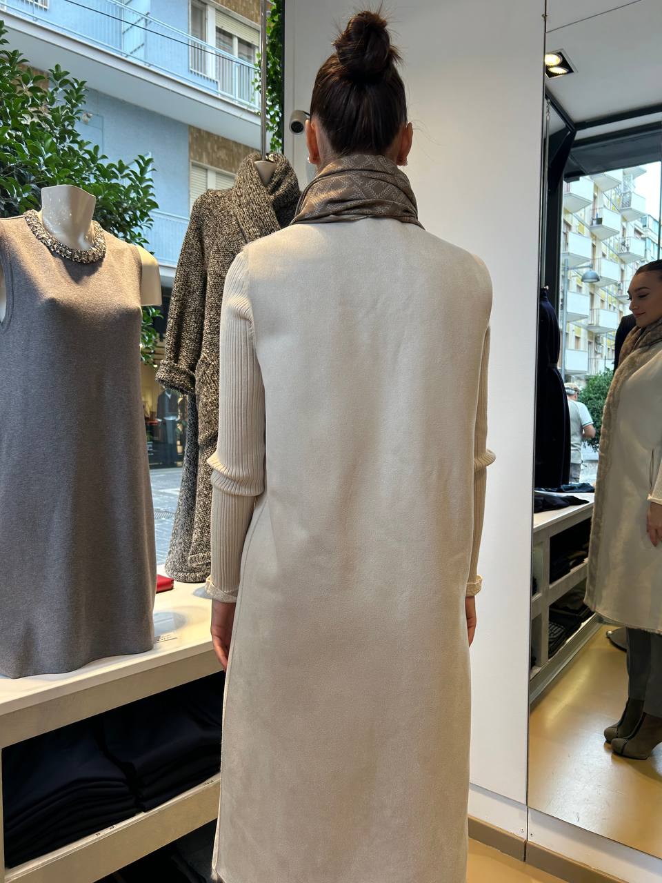 Gilet Lungo Reversibile in Finto Visone - Avorio