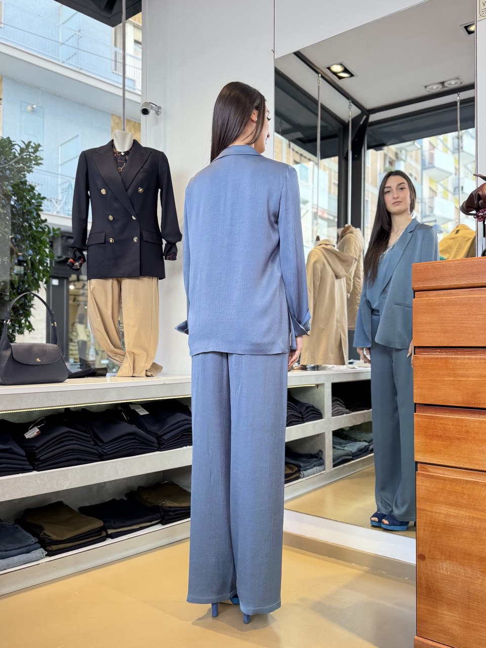 Tailleur Pantalone con Top