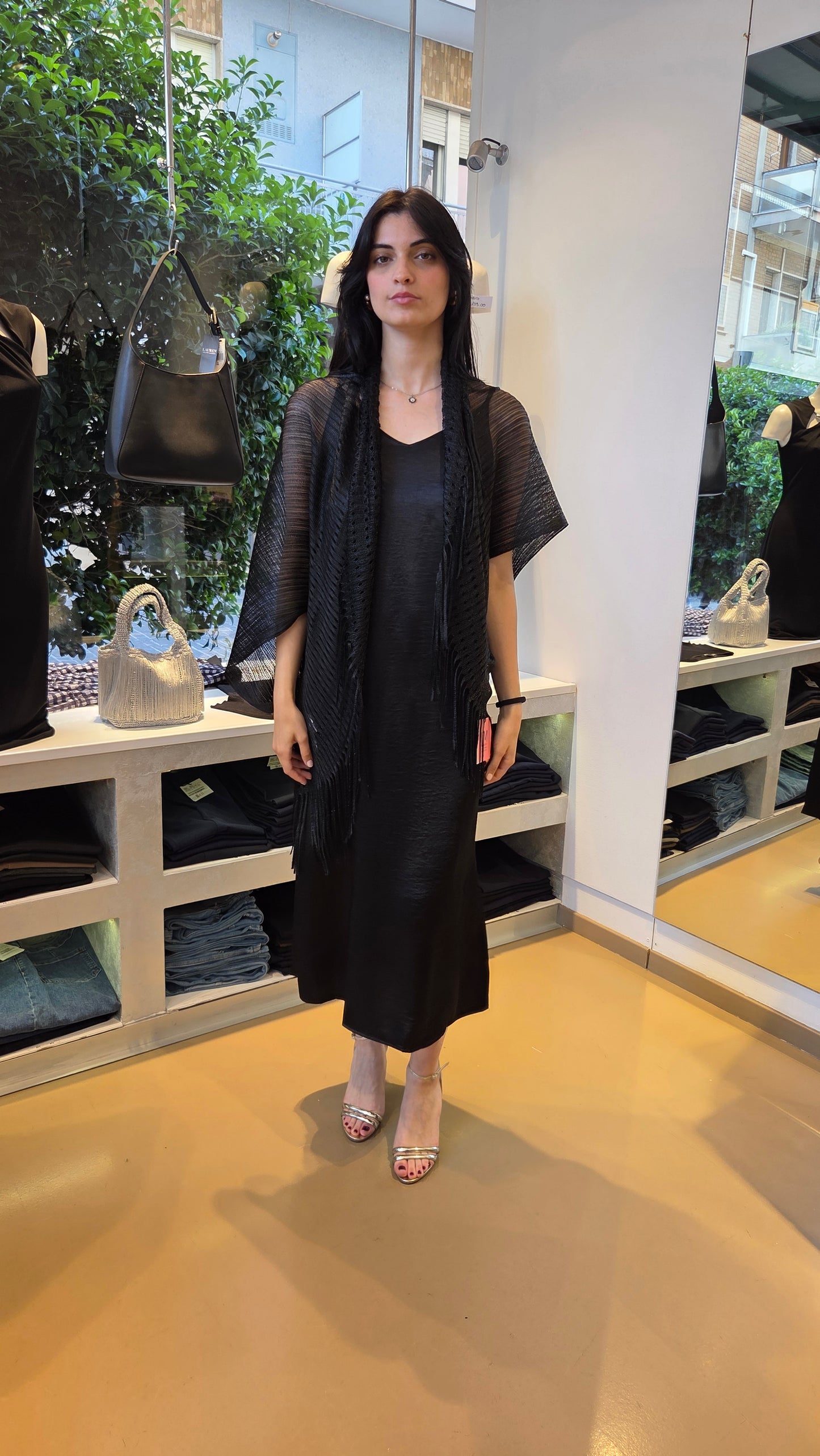 Cappa Mantella con Frange -  Nera, Bronzo, Argento