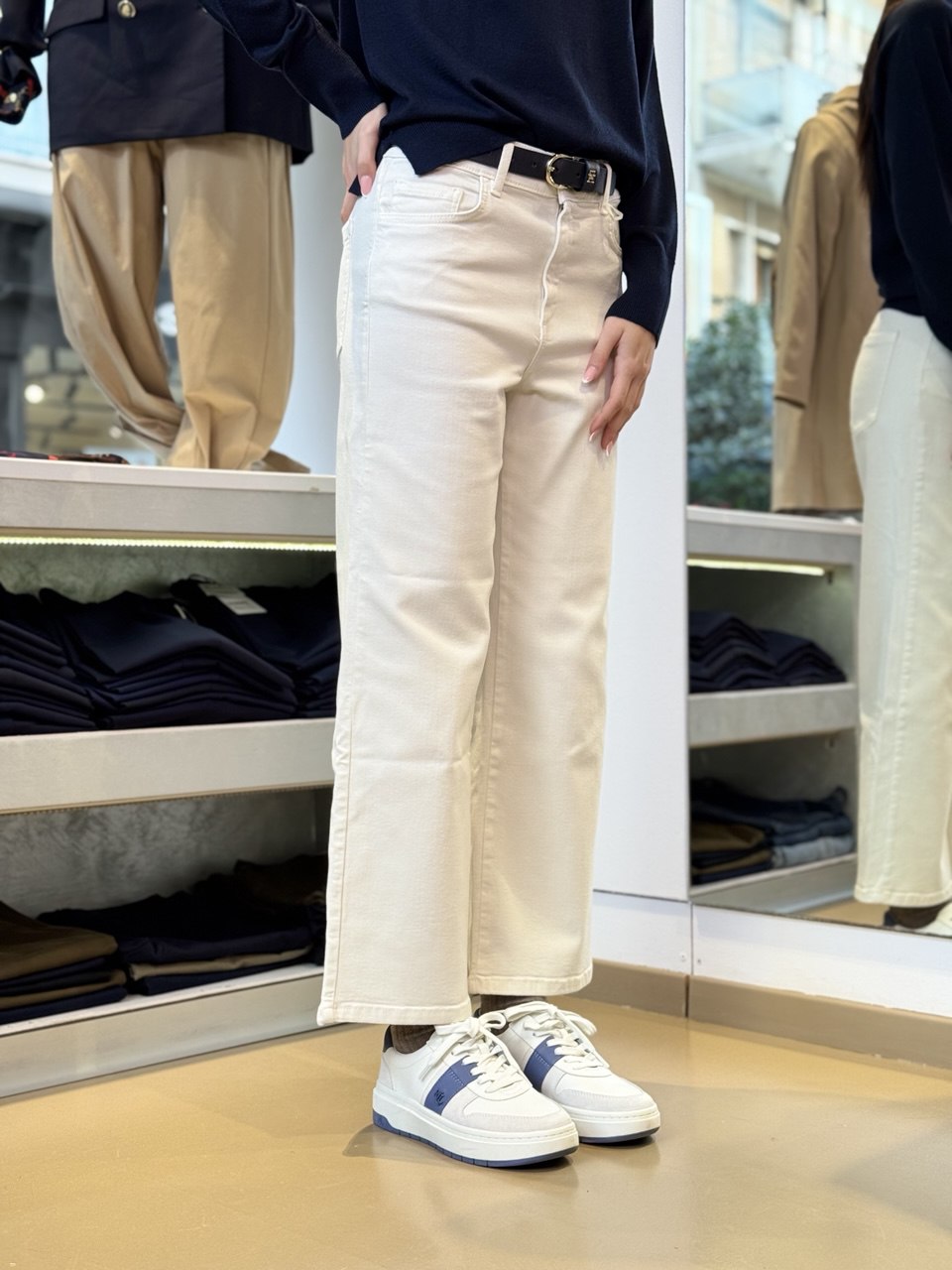 Pantalone Jeans 5 tasche dritto in gabardina stretch - Blu o Bianco