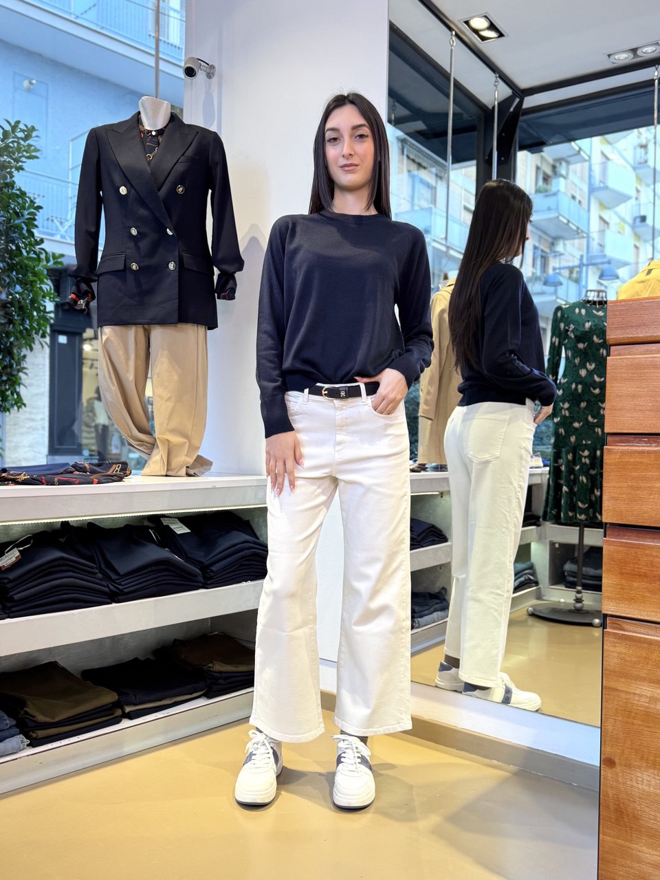 Pantalone Jeans 5 tasche dritto in gabardina stretch - Blu o Bianco