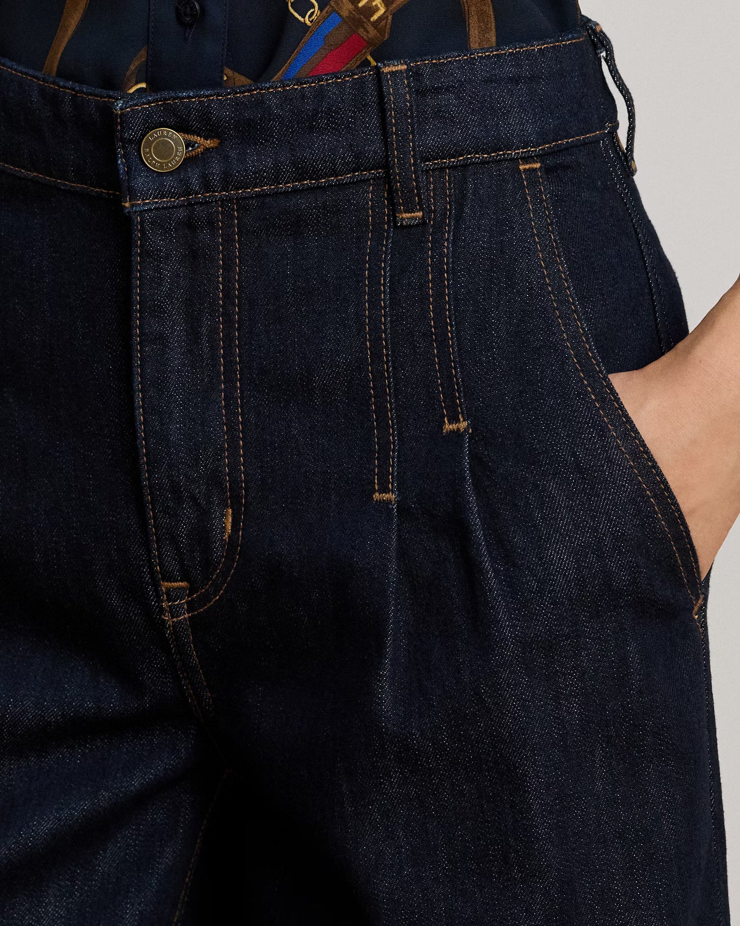 Jeans blu scuro a gamba larga