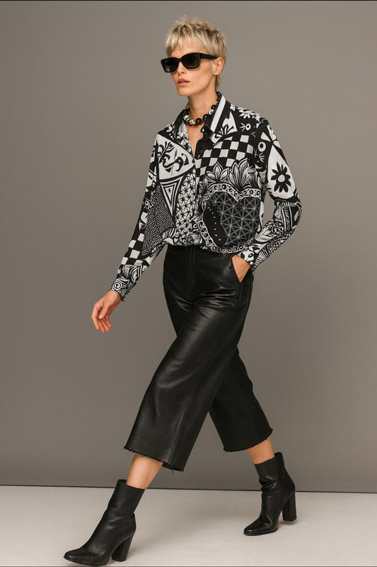 🎉 Stile Audace e Comfort Moderno: Camicia Fantasia Black & White