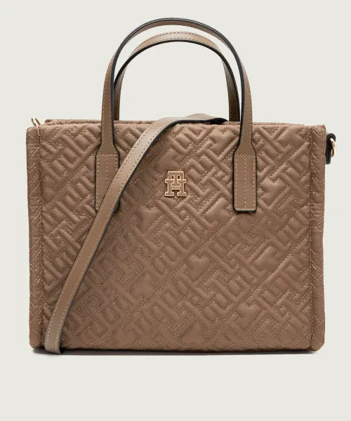 Borsetta in Nylon Trapuntato e Tracolla Staccabile.  Cammello o Nera