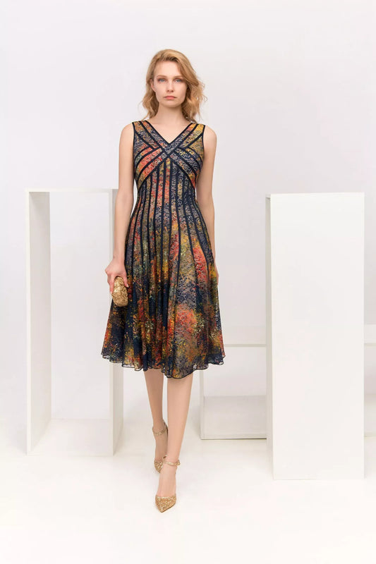 Abito dallo Stile Unico: Glamour ed Eleganza Floreale